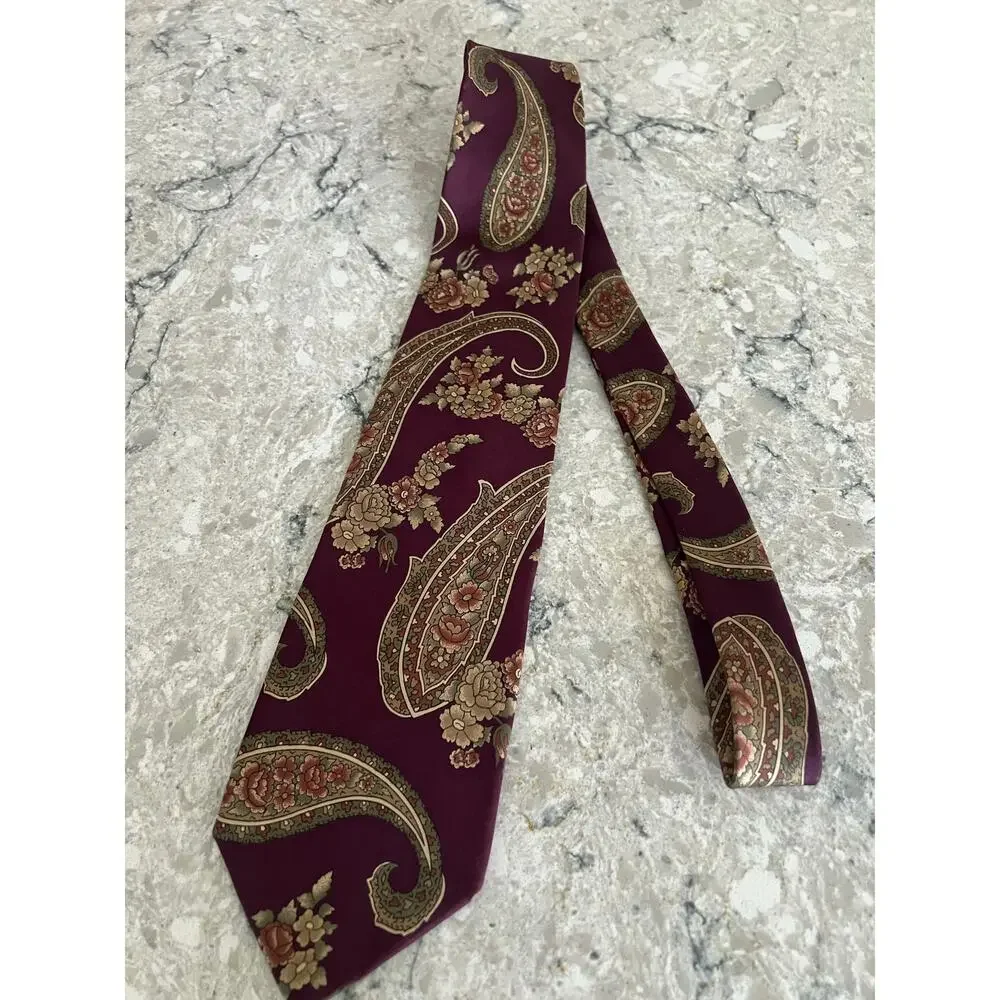 Bill Blass Men's 100% Silk Neck Tie Magenta Gold Paisley JJ
